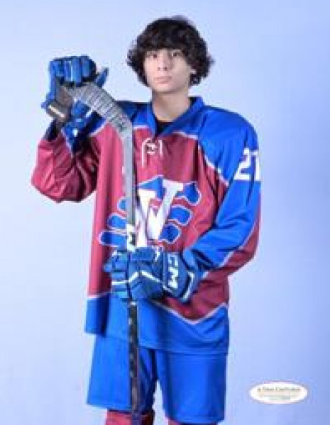 Landon Johnes Headshot
