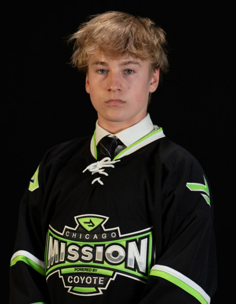 Brogan Chinlund Headshot