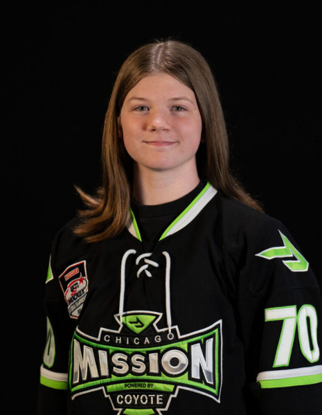 Claire Chalberg Headshot