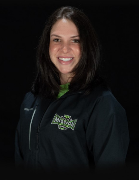 Amanda DiNella Headshot