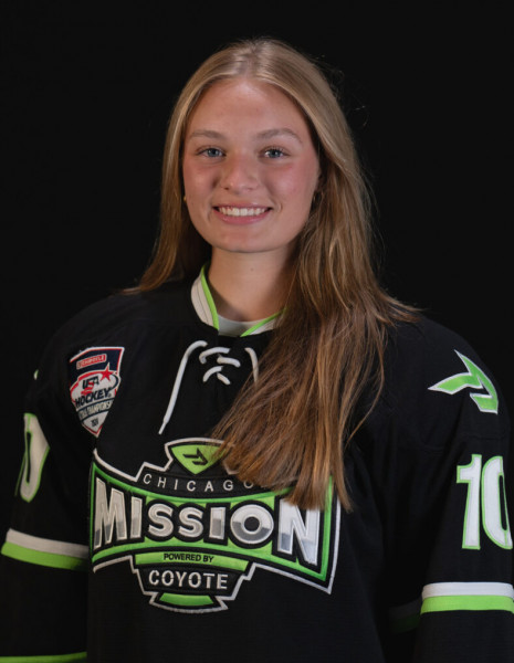 Mia Winterkorn Headshot