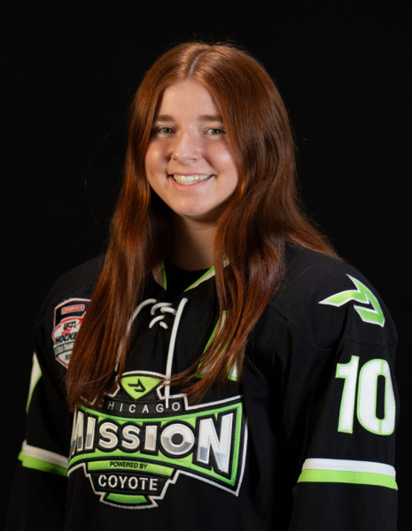 Lily Babnik Headshot