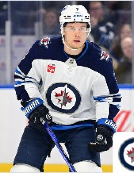 Vlad Namestnikov Headshot