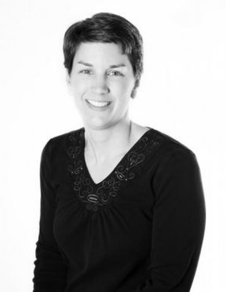 Gretchen Silvermann Headshot